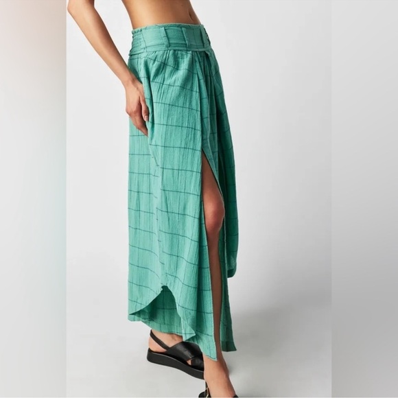 Free People Lunar Cove Wide Leg Pants in Blue Combo - Picture 2 of 3